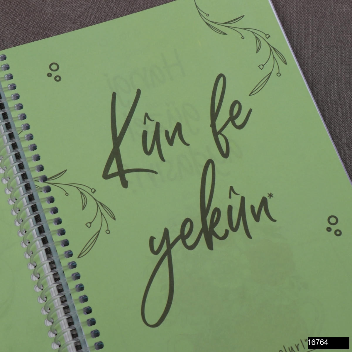 Motivasyon Ajandası - Asla Yalnız Yürümeyeceksin